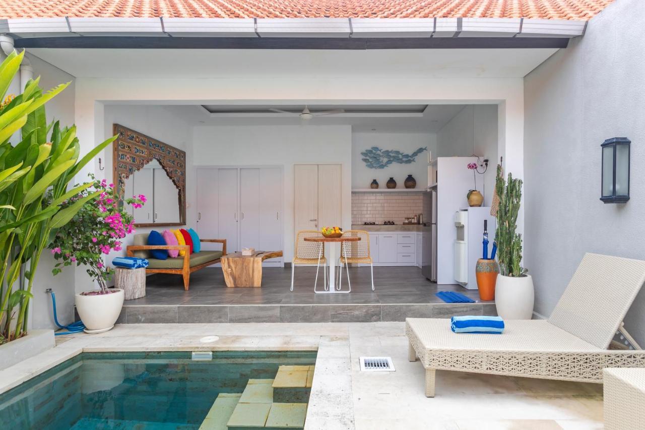 Casa Nisa Seminyak Villa Exterior photo