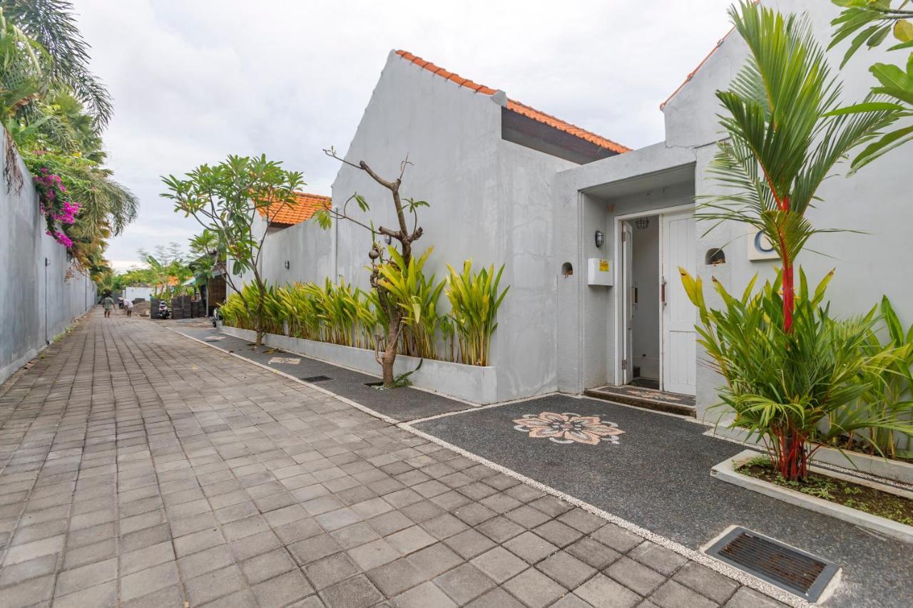 Casa Nisa Seminyak Villa Exterior photo