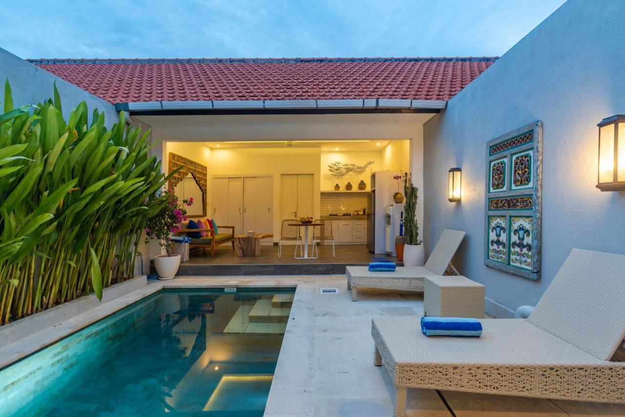 Casa Nisa Seminyak Villa Exterior photo